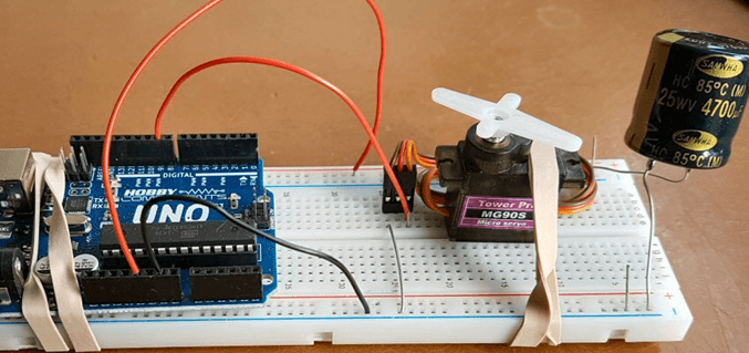 How to Control the MG90S Using Arduino